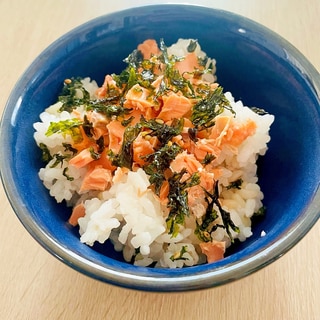 鮭と海苔の丼